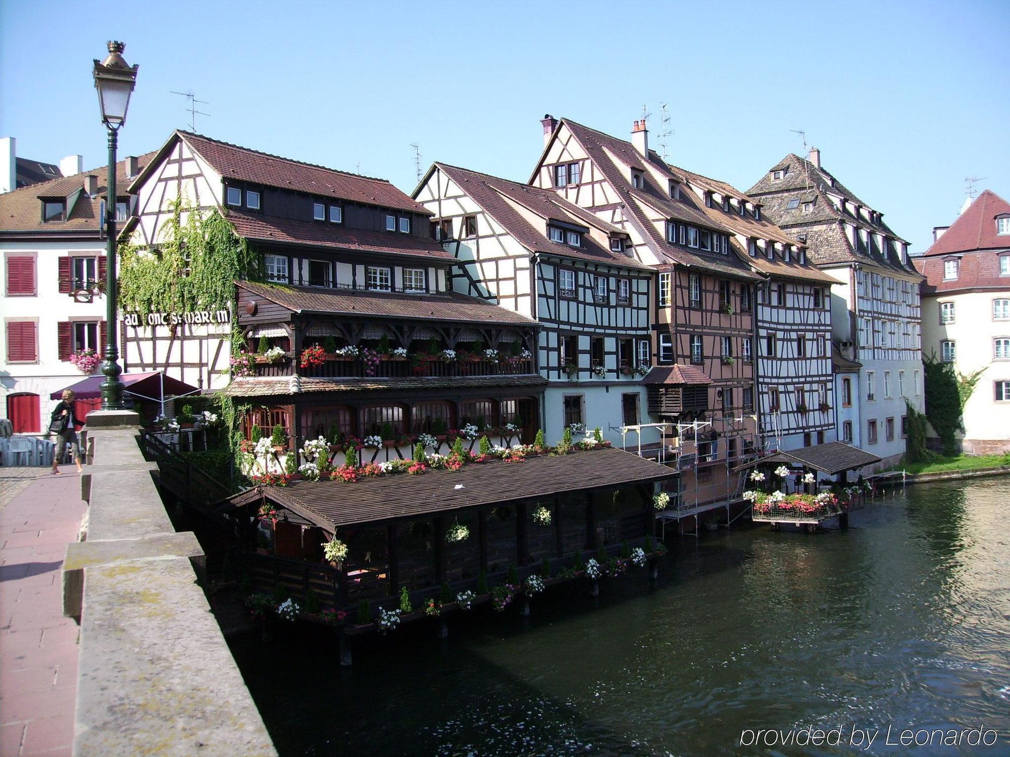Colombi Hotel Friburgo em Brisgóvia Exterior foto The Petite France district