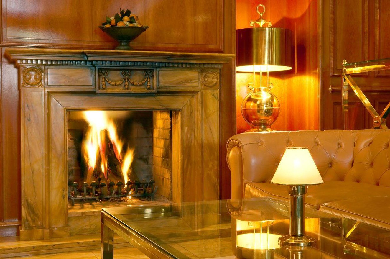 Colombi Hotel Friburgo em Brisgóvia Interior foto A fireplace in a hotel