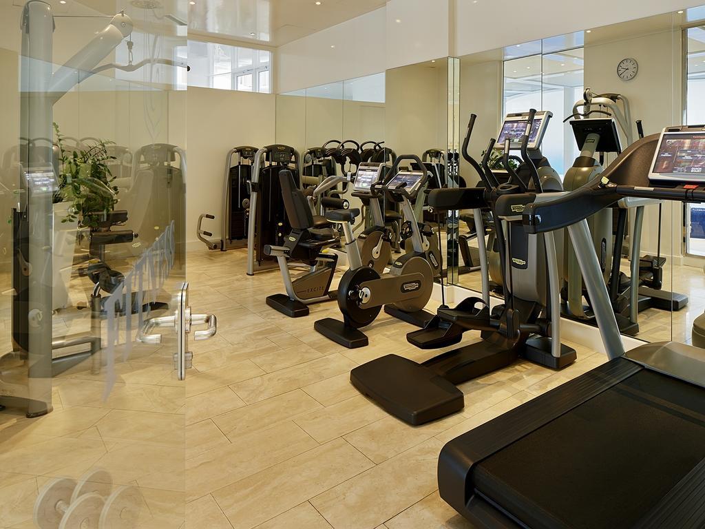 Colombi Hotel Friburgo em Brisgóvia Exterior foto The gym at the Mandarin Oriental, Munich