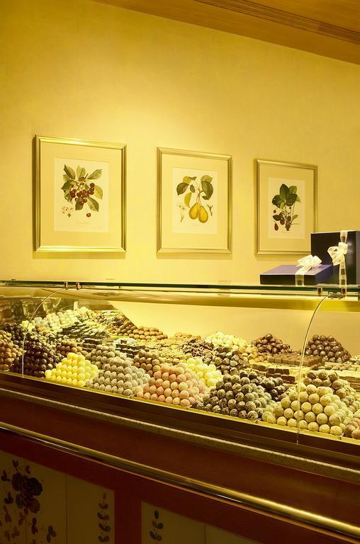 Colombi Hotel Friburgo em Brisgóvia Exterior foto Chocolate truffles