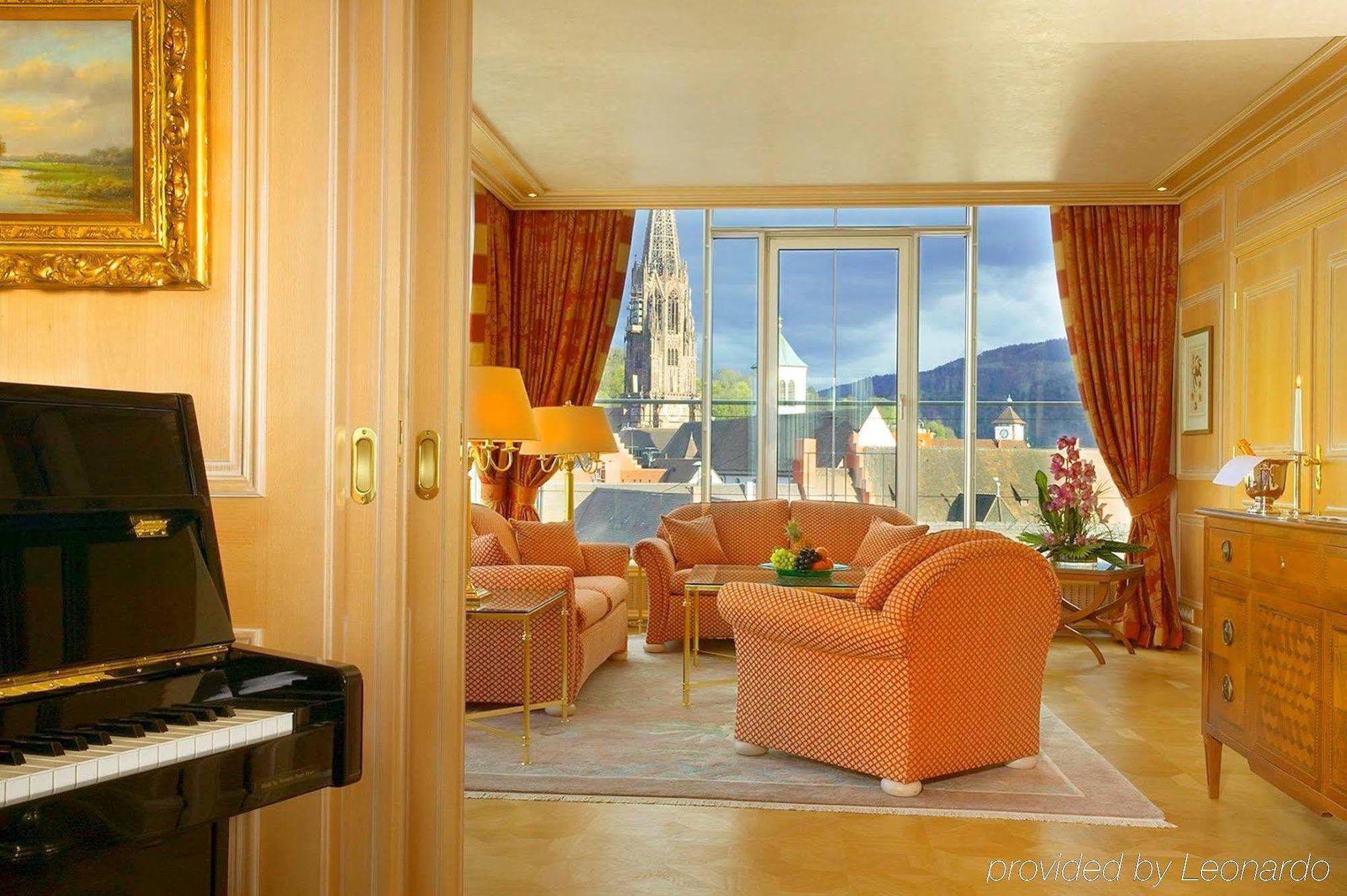 Colombi Hotel Friburgo em Brisgóvia Exterior foto A suite at the InterContinental Vienna